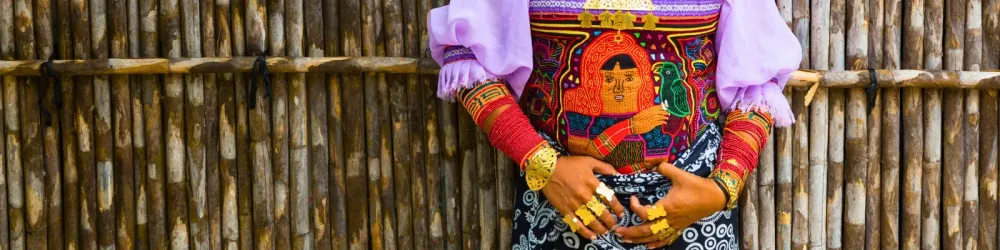 Traditional jewelry, Kuna ethnic group village, San Blas archipelago, Kuna Yala Region, Panama, Central America, America